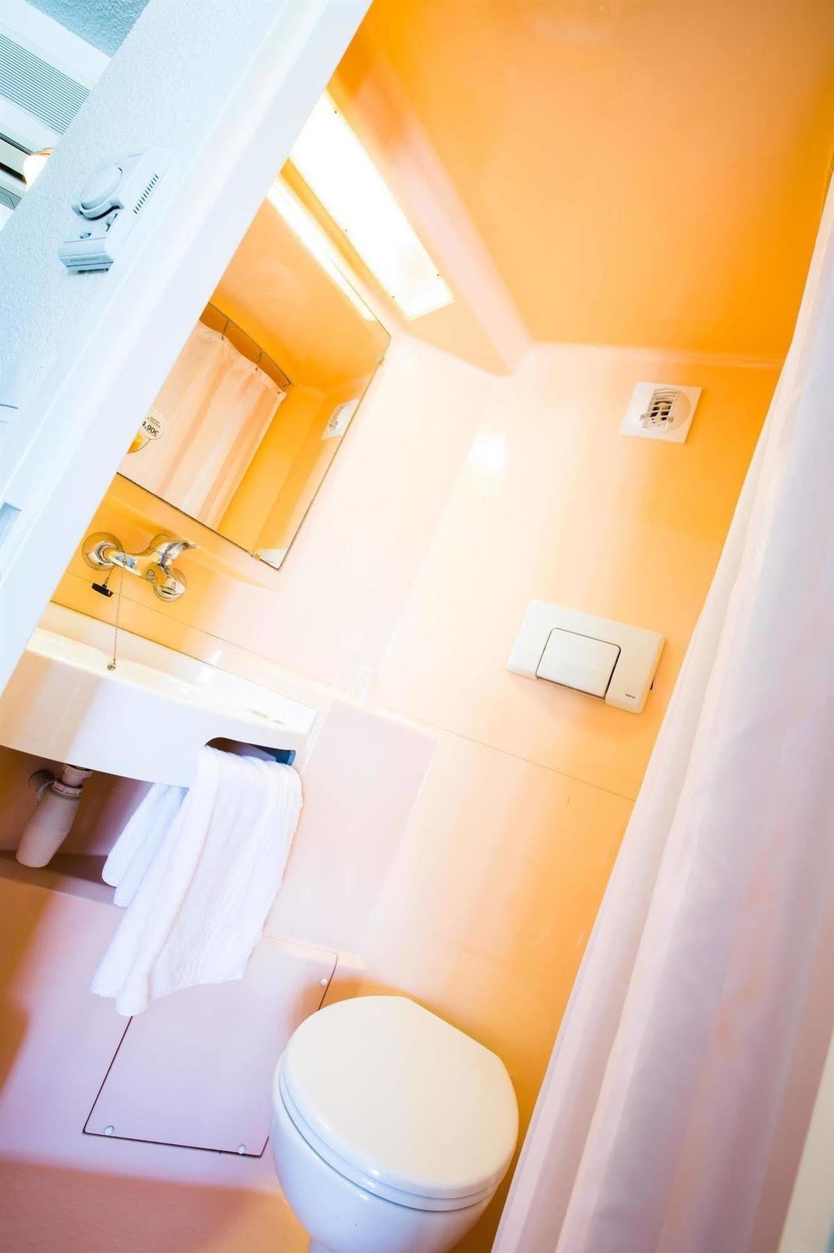 Premiere Classe Clermont Ferrand Nord Экстерьер фото