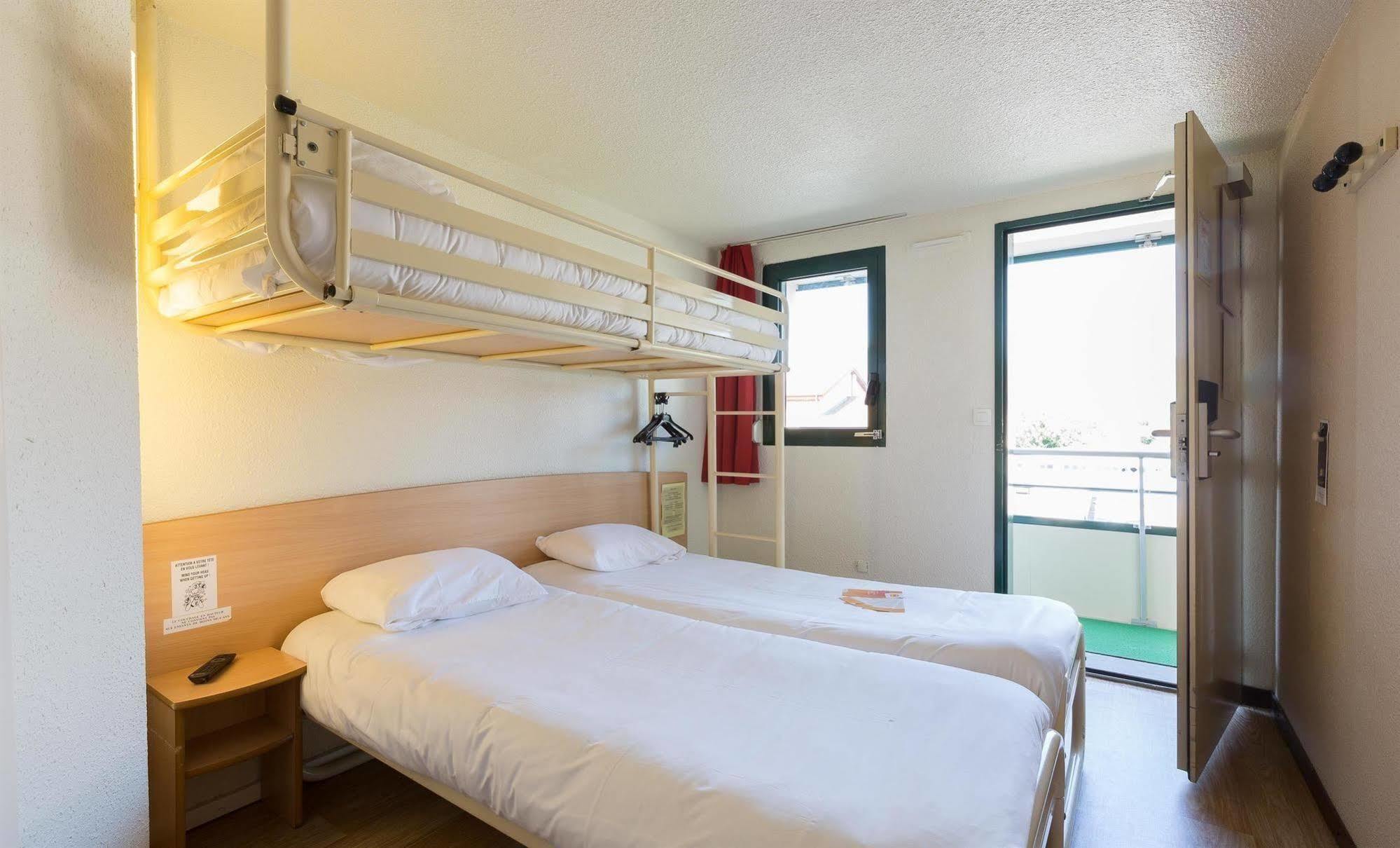 Premiere Classe Clermont Ferrand Nord Экстерьер фото